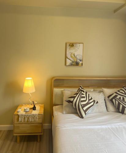 Serene Minimalist Studio in IT Park in Cebu City, Philippines