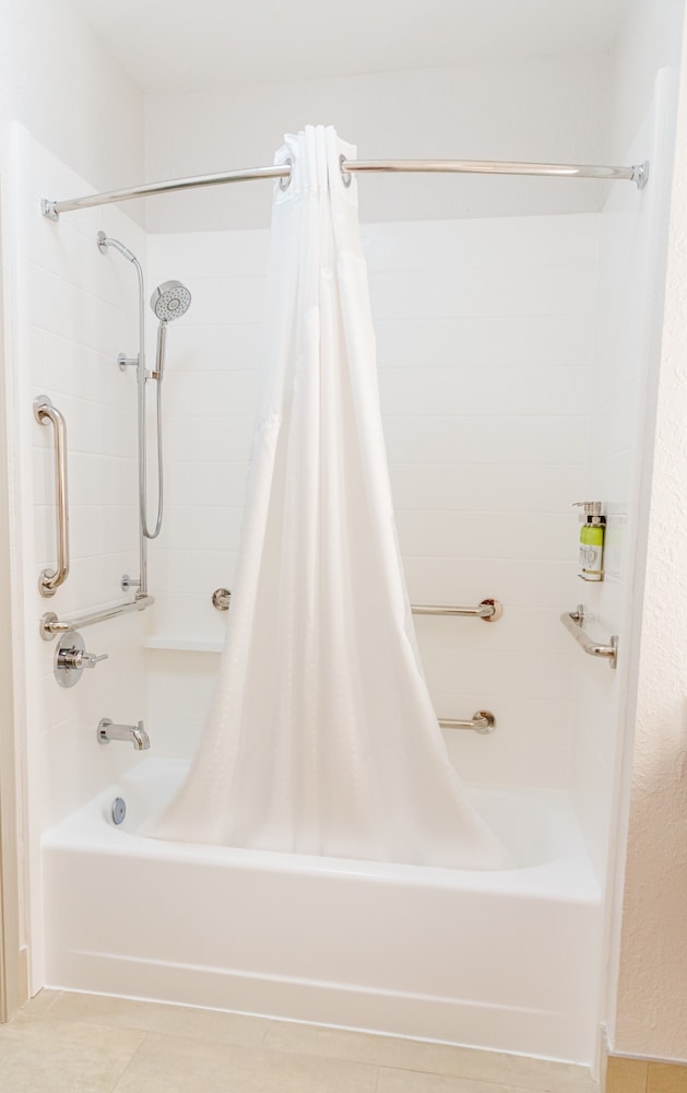 Holiday Inn Express Greenville by IHG - photo 30