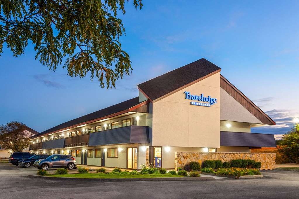 Travelodge by Wyndham Peoria - photo 9