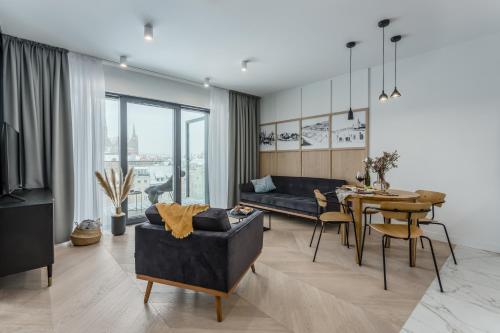 DEO PLAZA Luksusowe Apartamenty z widokiem na Motławę by Noclegi Renters — 4-Star Luxury Hotel in Gdansk, Poland