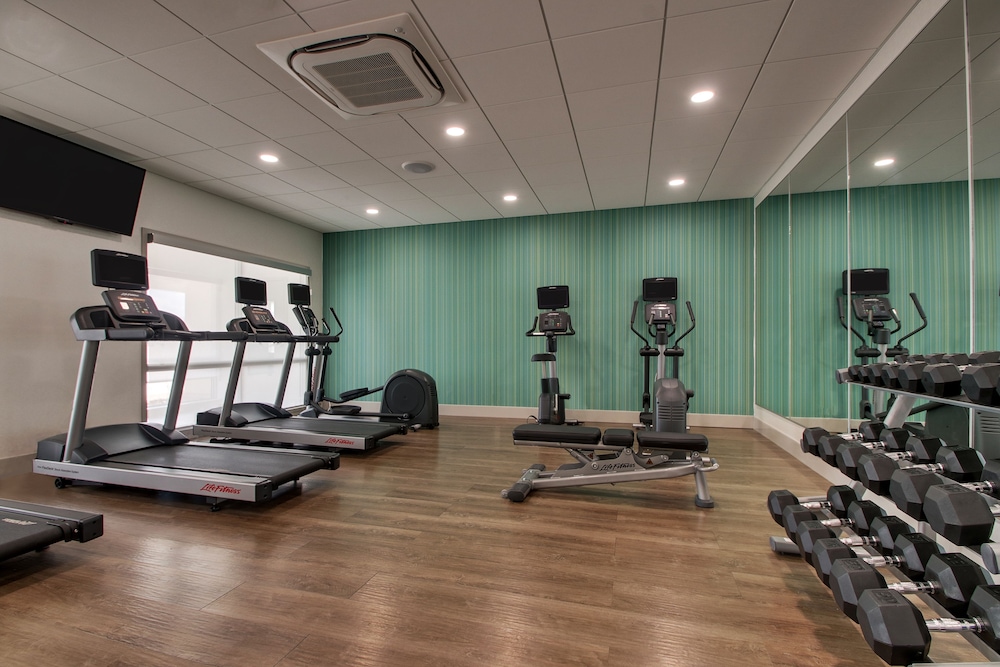 Holiday Inn Express & Suites Mount Vernon by IHG - photo 28
