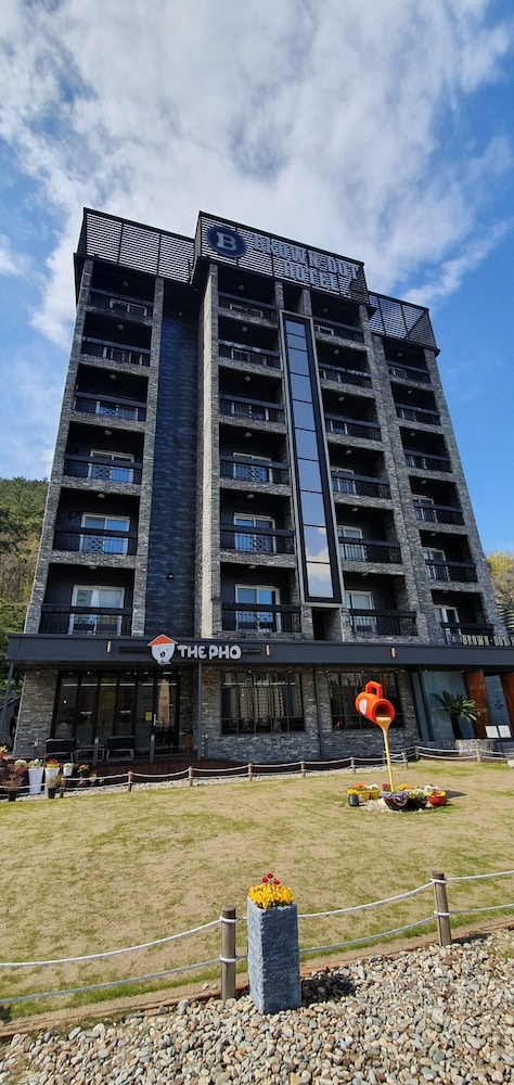 Nature Hotel - carbon neutral hotel in Changwon