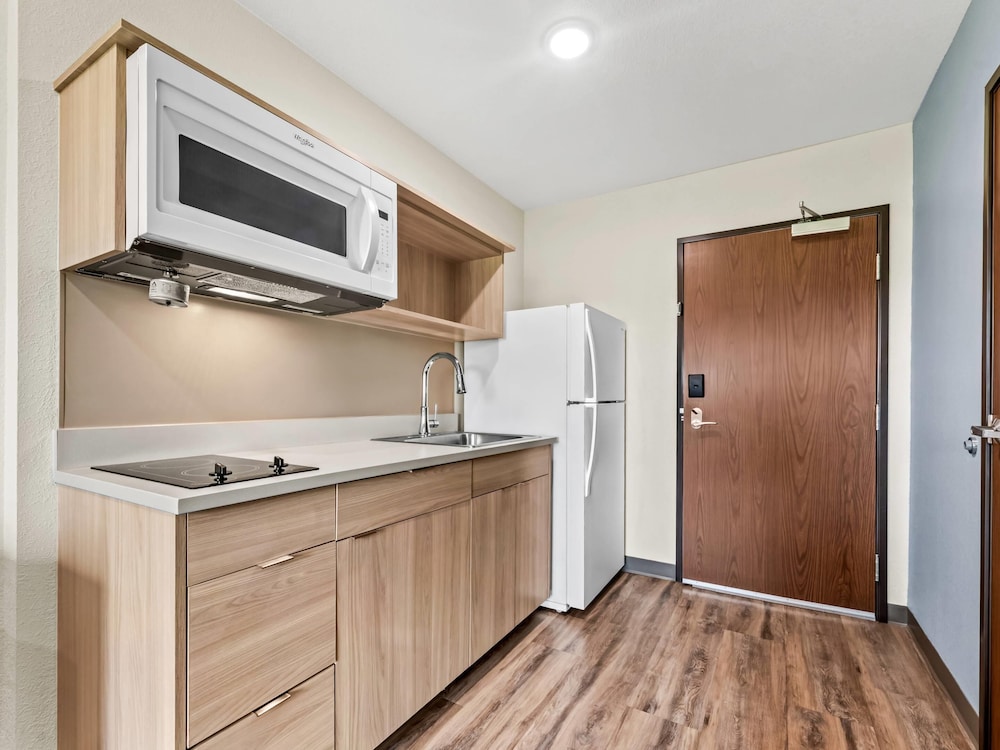 WoodSpring Suites Prattville Montgomery North - photo 20