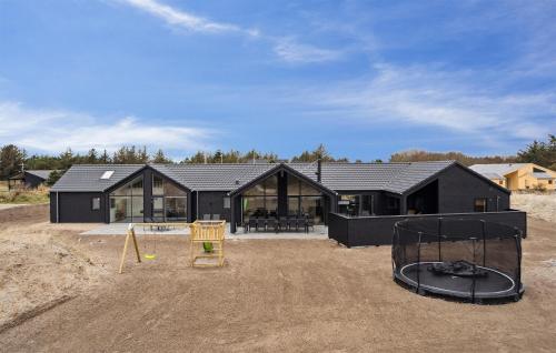 Lovely Home In Hvide Sande With Sauna — 5-Star Luxury Hotel in Ringkobing, Denmark