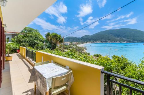 Villa Captain Fotis 2 — 4-Star Luxury Hotel in Vasiliki, Greece