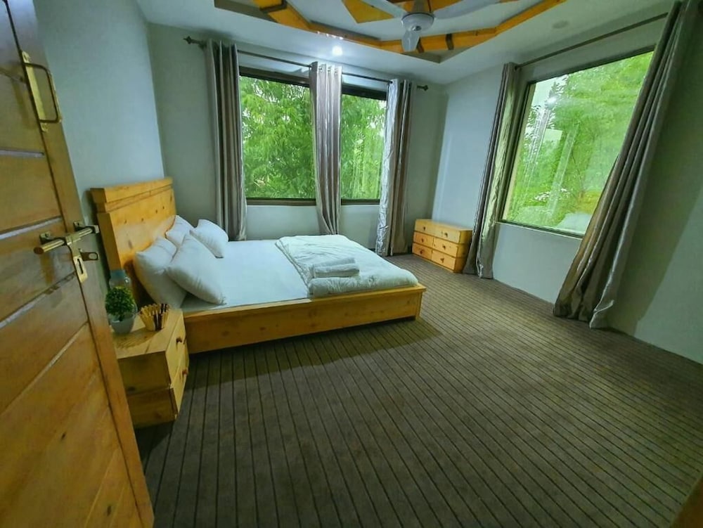 Hikk Inn - carbon neutral hotel in Skardu