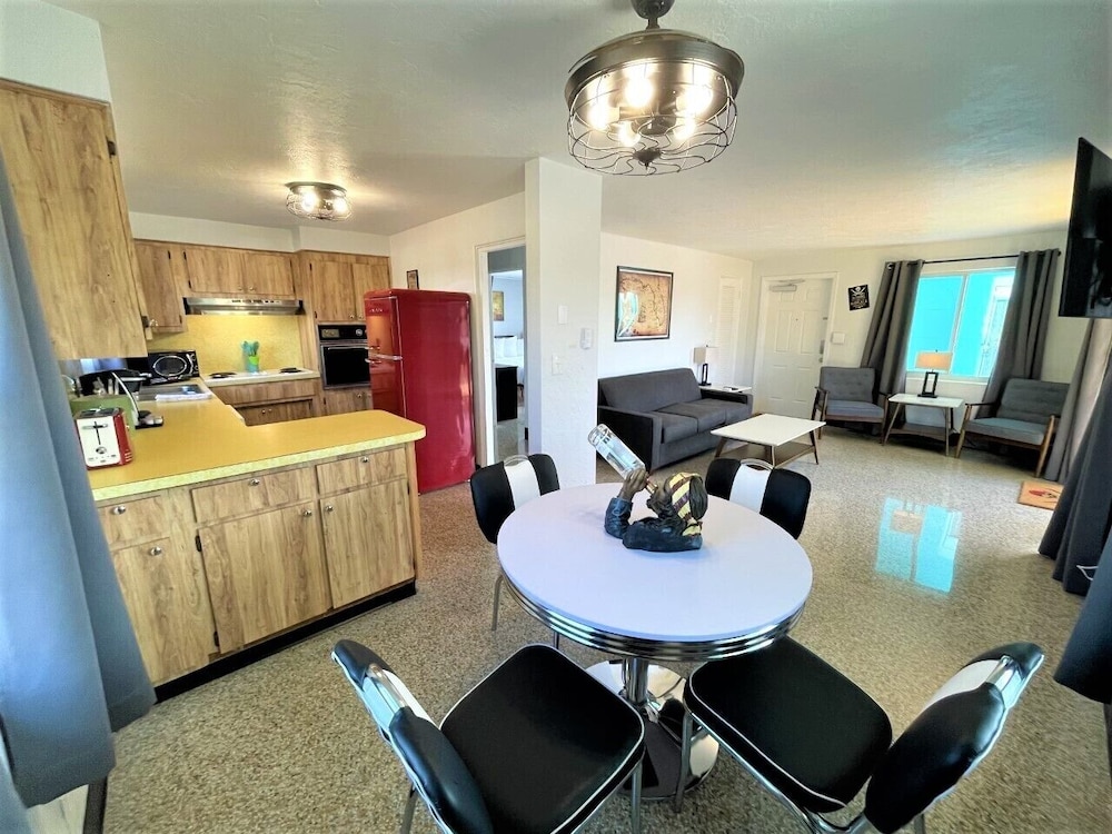 Sea Jay Motel & Marina - photo 36