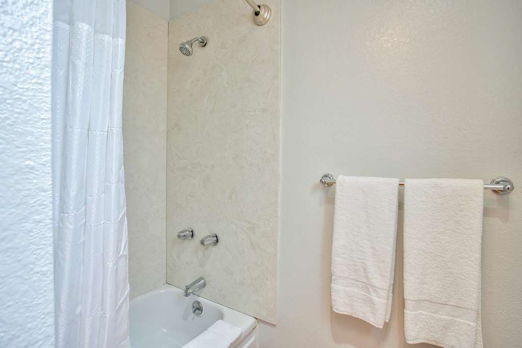 Motel 6 Salem OR Expo Center - photo 17
