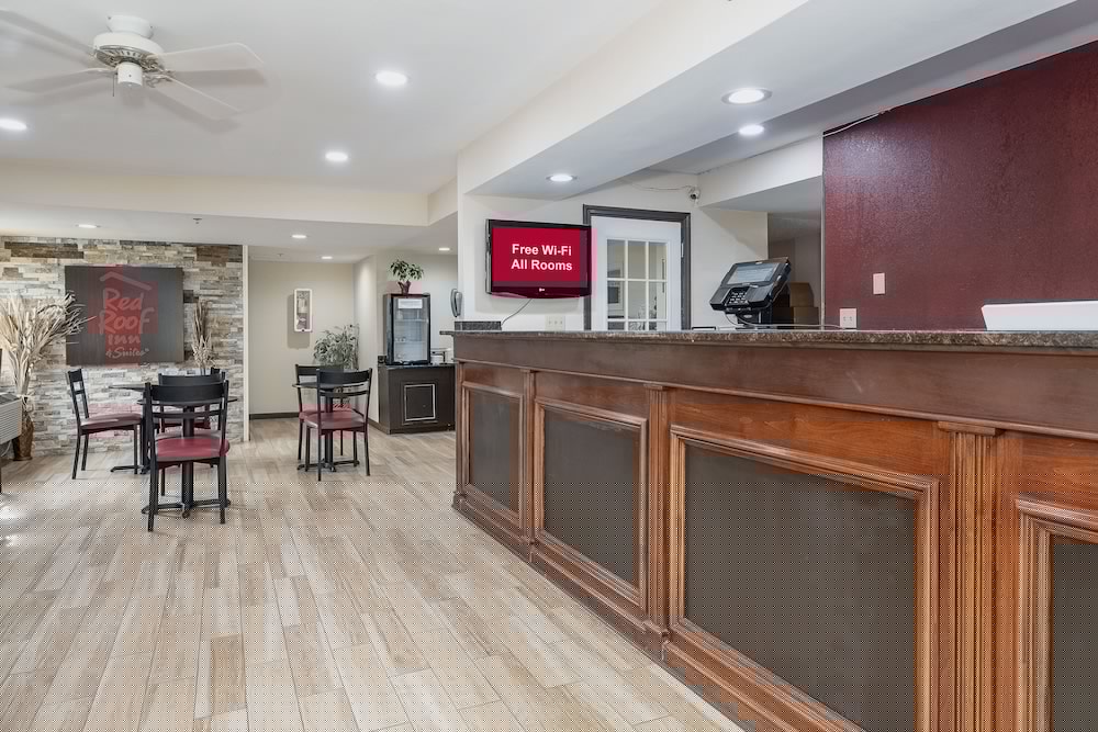 Red Roof Inn & Suites Rome - photo 34