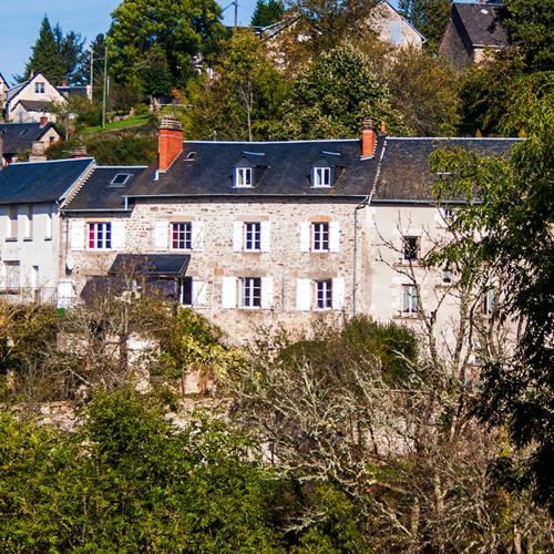 Vue Sur la Vezere — hotel in Treignac