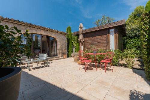 Studio at Mas Naste — hotel in Eygalieres