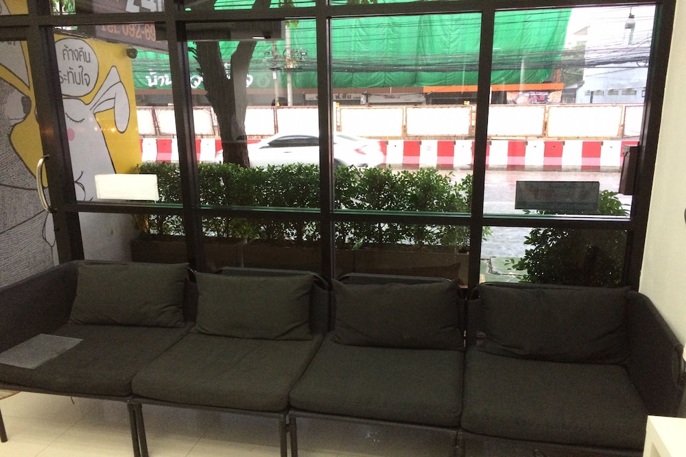 Rabbit Room — Bangkok — photo 2