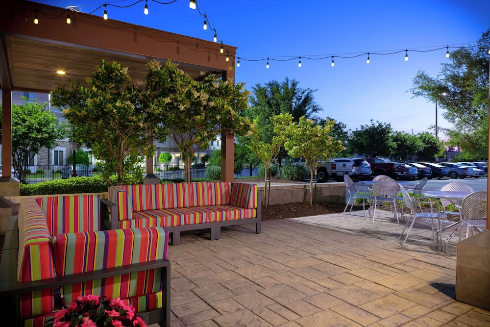 Home2 Suites by Hilton Fayetteville Fort Bragg - photo 2