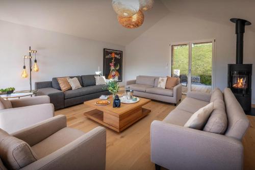 Villa Trois Lauriers OVO Network — 4-Star Luxury Hotel in Talloires, France