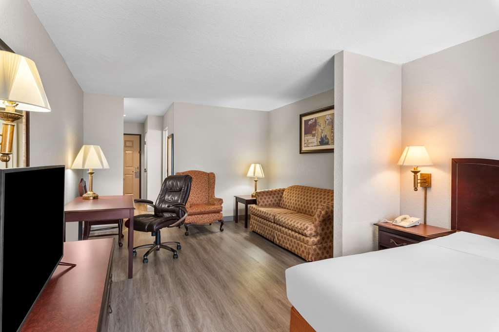 Country Inn & Suites by Radisson Hot Springs AR - photo 34