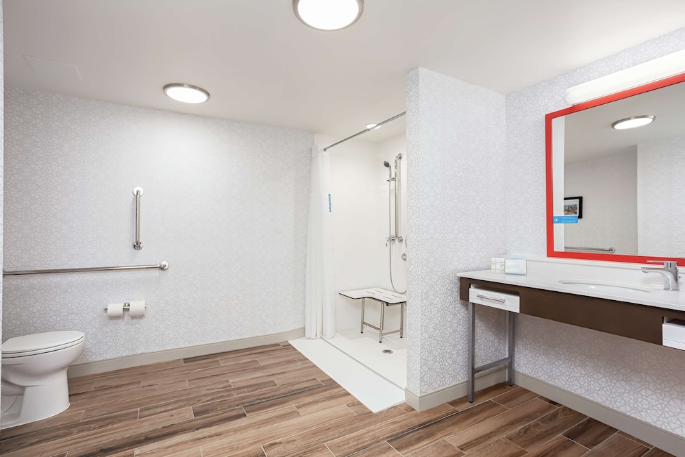 Hampton Inn Kingsport - photo 20