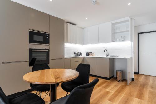 204 Marvol Sea Point 1 Bedroom Apartment Private Balcony