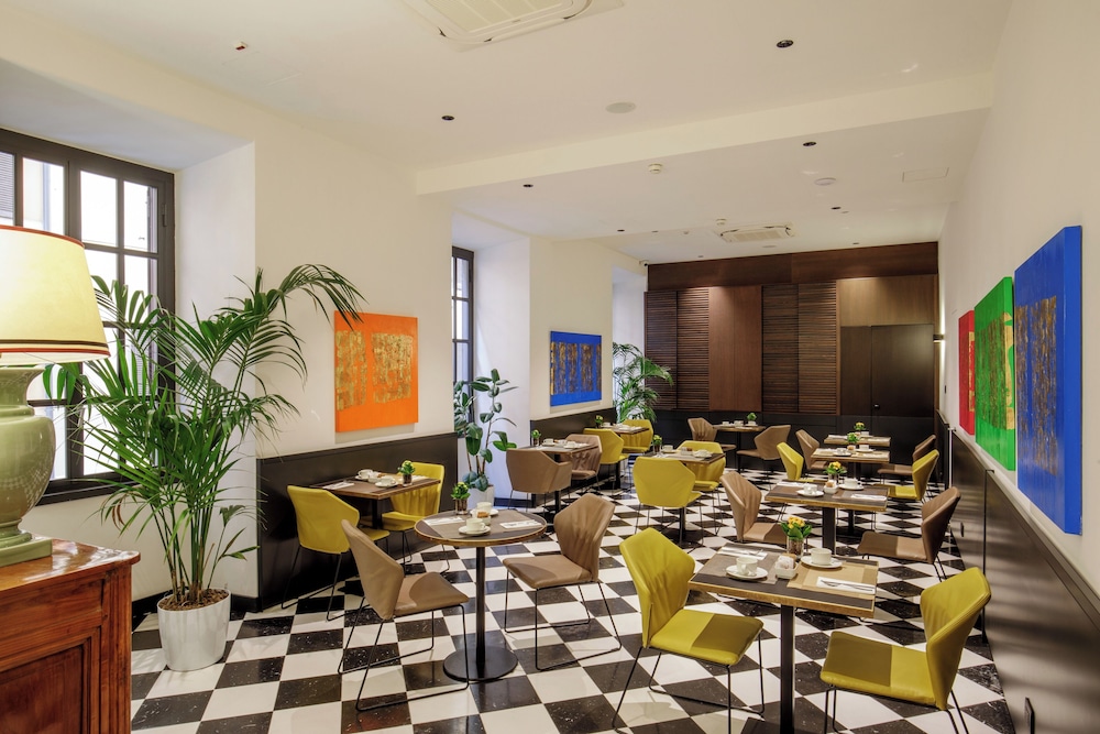 מזון ומשקאות