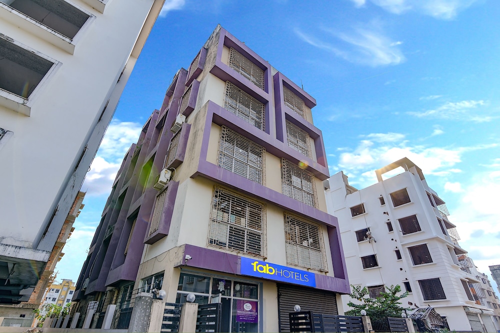 Fabhotel Sharma Inn - last minute hotel in Kolkata