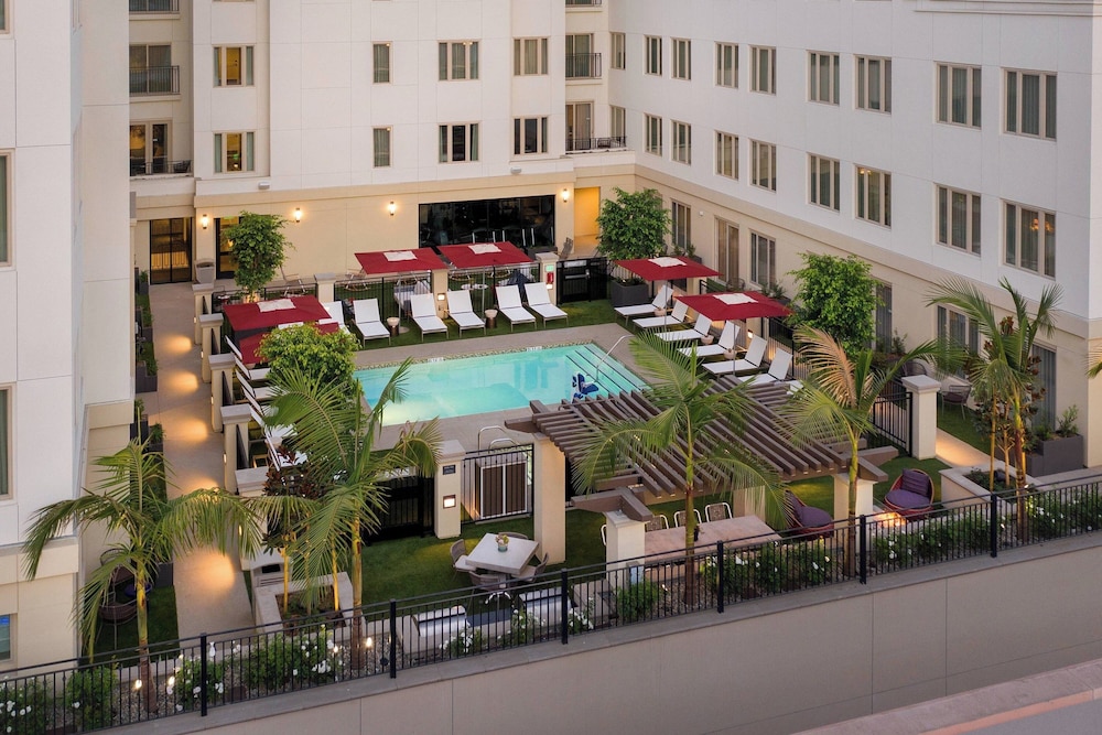 Residence Inn by Marriott Los Angeles Glendale - photo 47