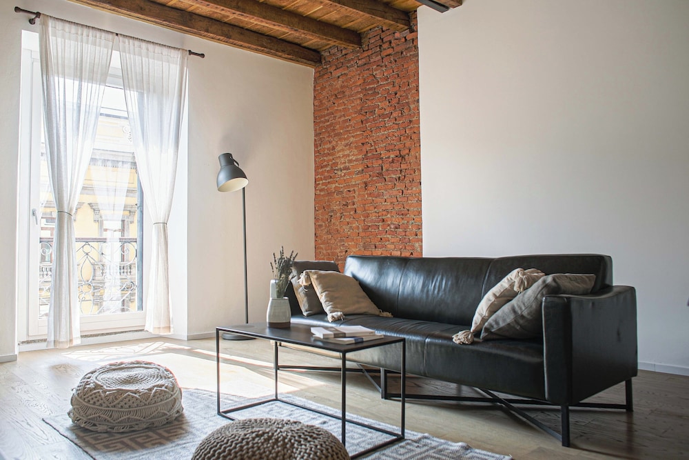 BnButler Buenos Aires 51 — 4-Star Luxury Hotel in Milan, Italy