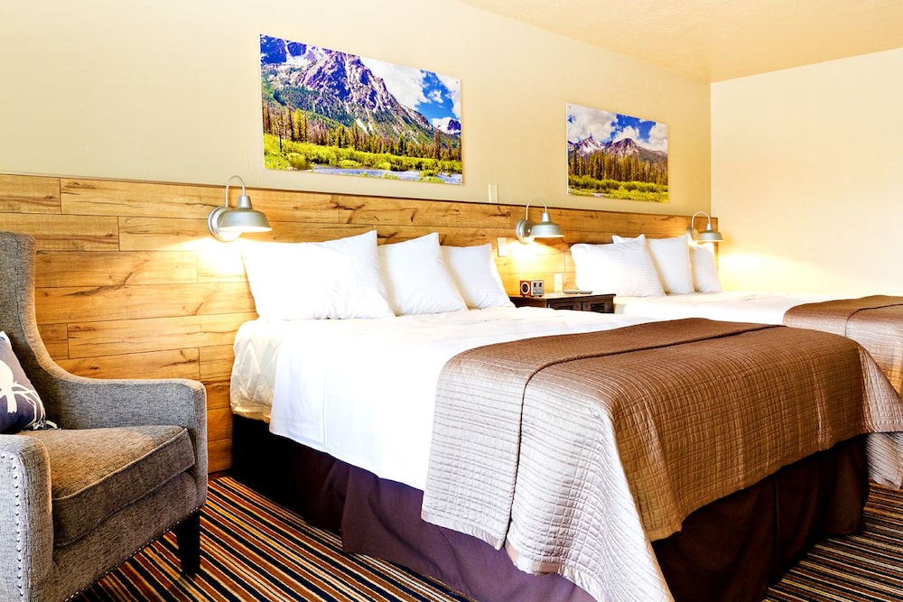 Blue Lakes Inn & Extended Stay - photo 10