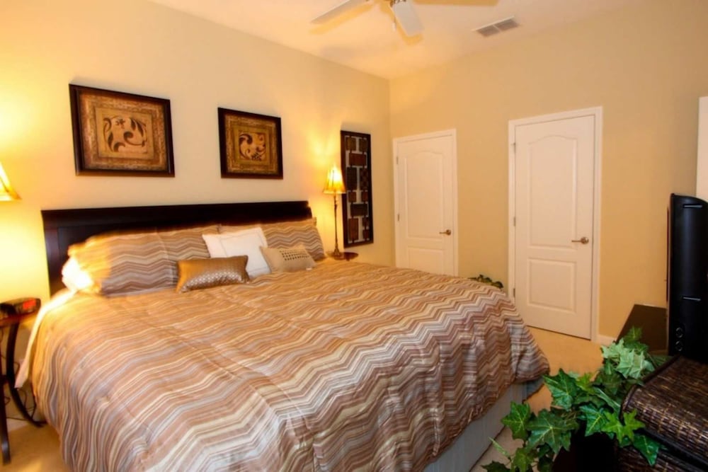 Ov4251 Paradise Palms 4 Bed 3 Baths Townhome - photo 5
