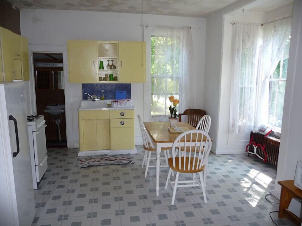 The Elms Waterfront Cottages - photo 42