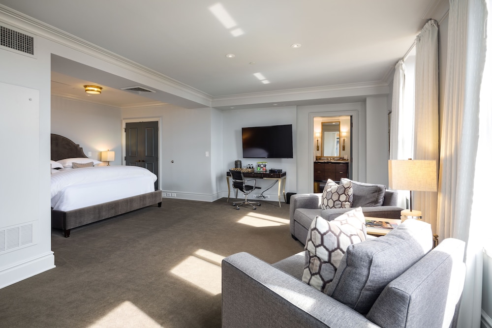 John Hand Club Hotel - photo 15