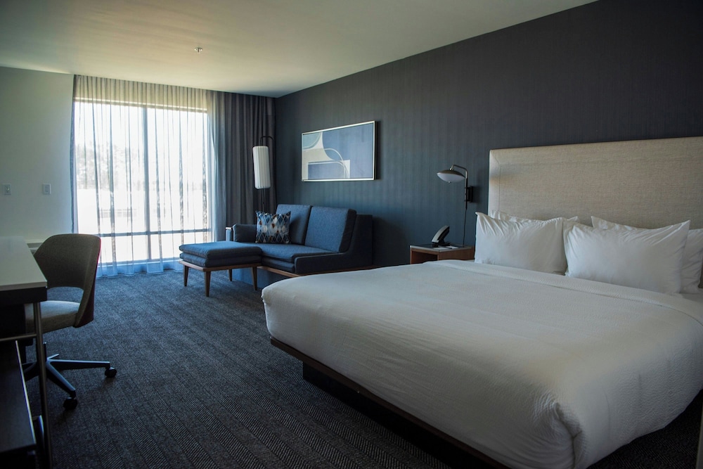 Courtyard by Marriott Lake City - photo 24