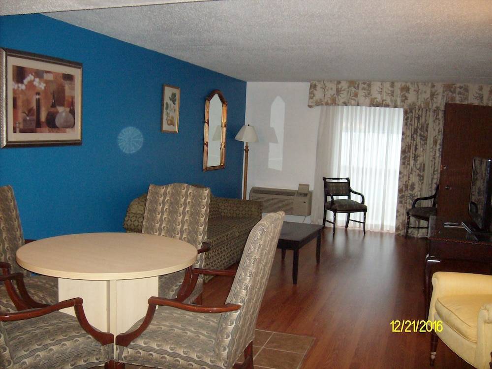 Charleston Grand Hotel - photo 28