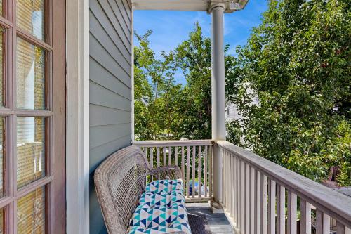 1 Francis in Charleston, United States