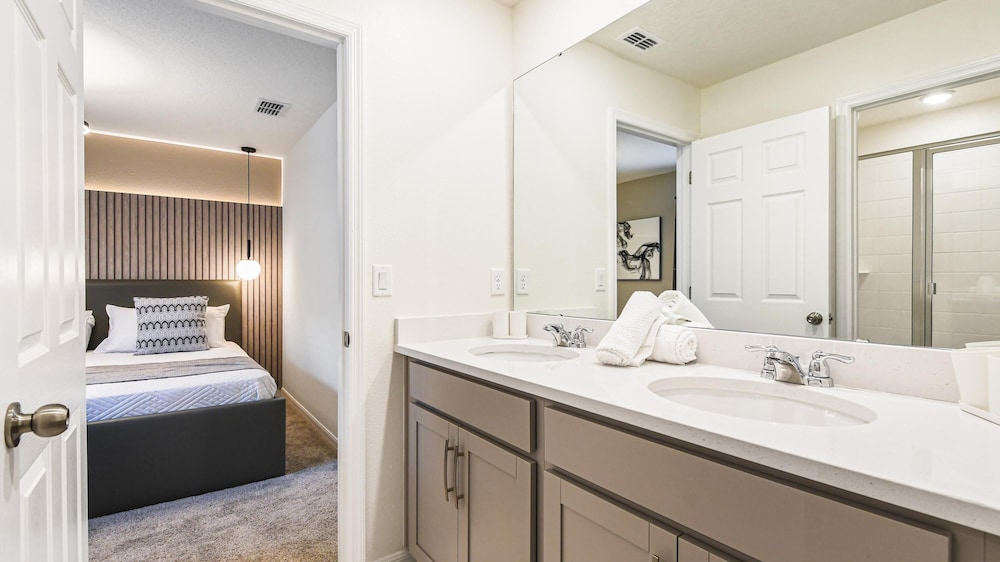 Solara Resort 6br Jurassic Pool SPA Villa Disney - photo 32