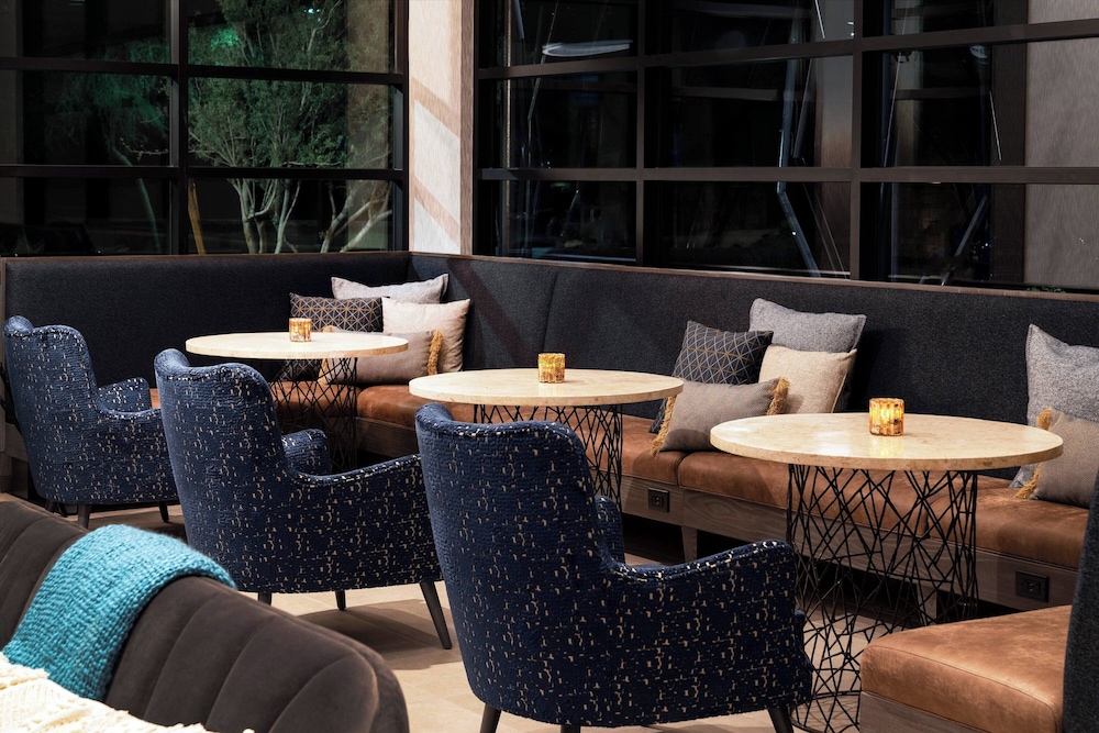 Residence Inn Scottsdale Salt River - photo 2