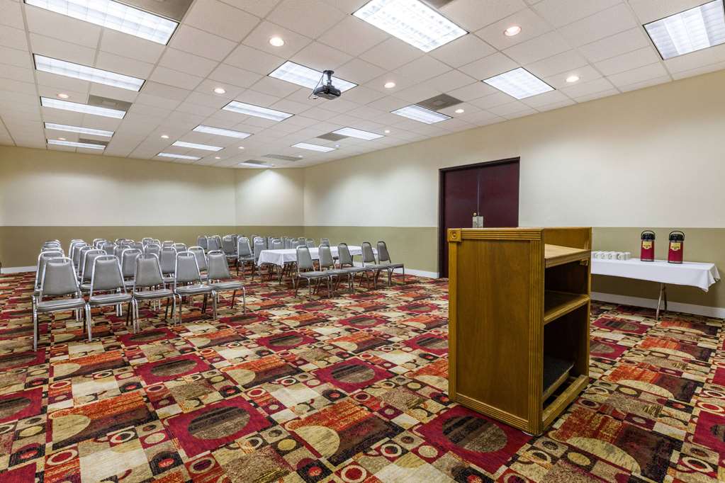 Days Inn by Wyndham Sherman - photo 14