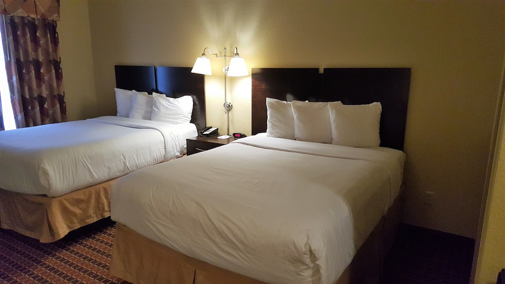 Affordable Suites of America Rogers Bentonville - photo 5