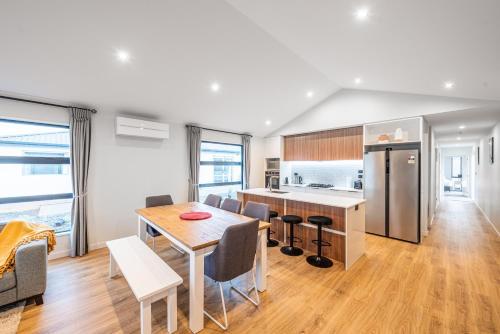 Starry Lodge — 4-Star Luxury Hotel in Lake Tekapo, New Zealand