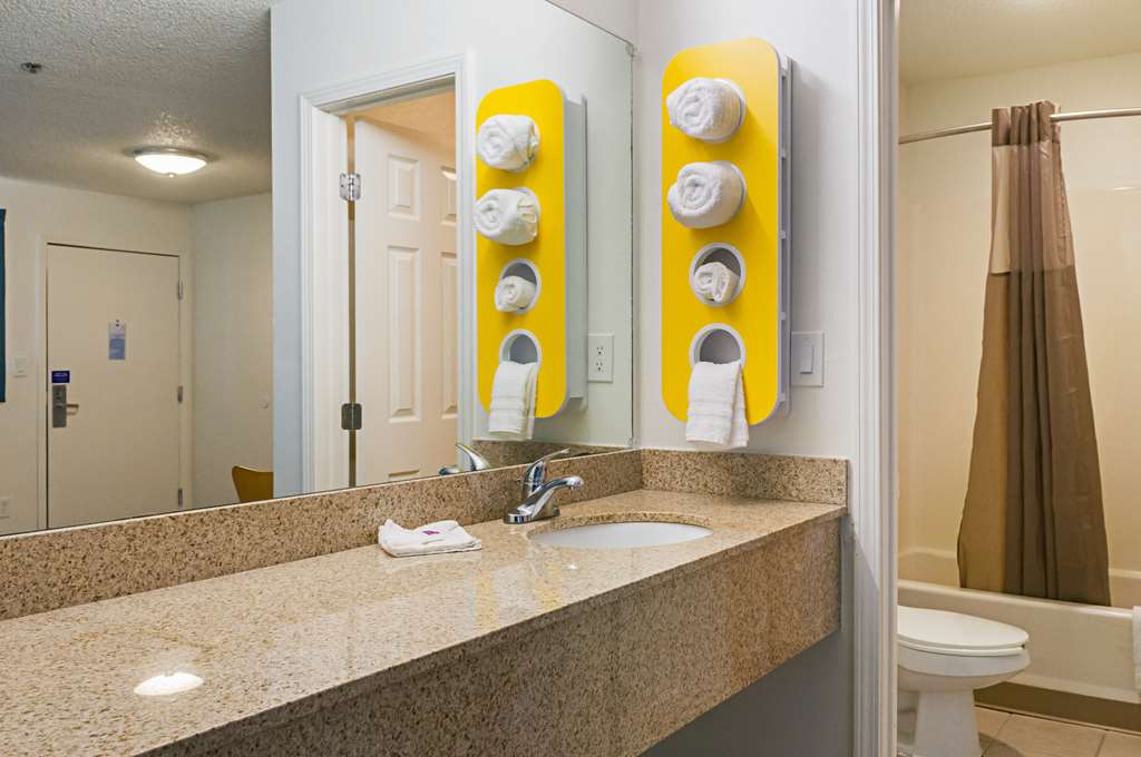 Motel 6 Bay Saint Louis MS - photo 18