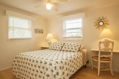 Sunkissed 2 by Oak Island Accommodations - photo 10
