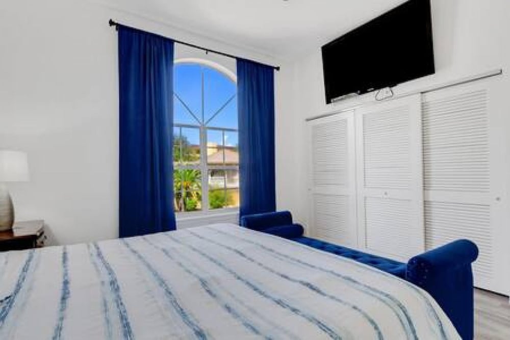 Siesta Key Marvel Pool SPA Deeded Beach Access - photo 28