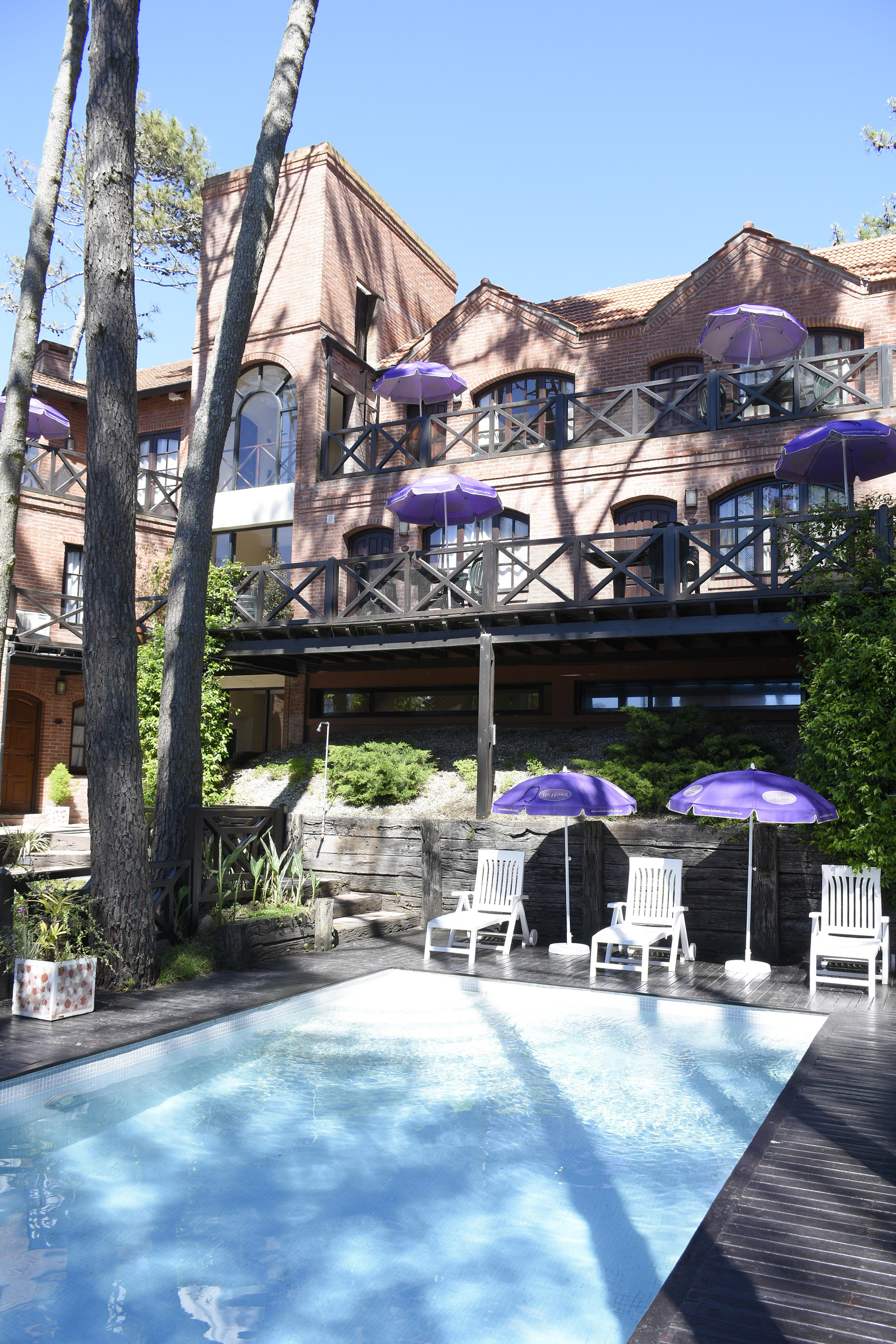 Apart Hotel Las Hadas Carilo in Carilo, Argentina