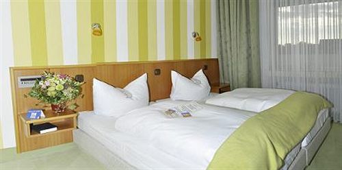 Zum Alten Brauhaus — hotel in Kerpen