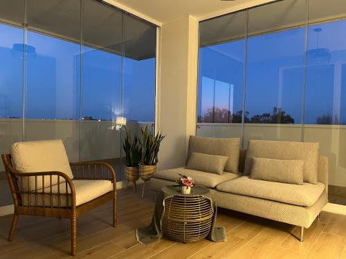 Agm Suite Fiumicino Airport Faro 15 — 4-Star Luxury Hotel in Fiumicino-Isola Sacra, Italy