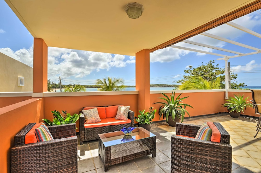 Ocean View Oasis with Pool Walk to Seven Seas Beach — 4-Star Luxury Hotel in Fajardo, United States