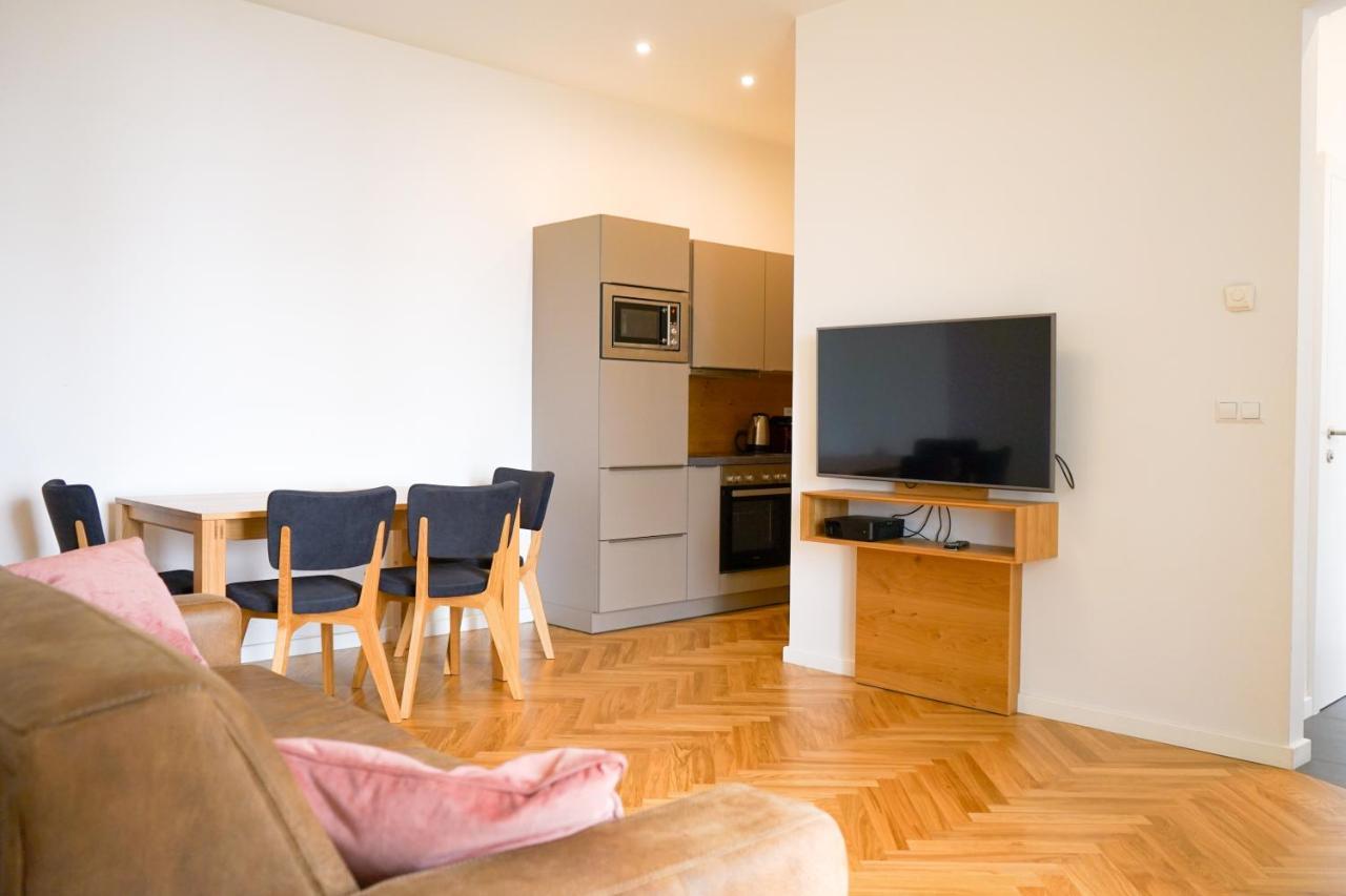 Nadland Apartments B7 — 5-Star Luxury Hotel in Vienna, Austria