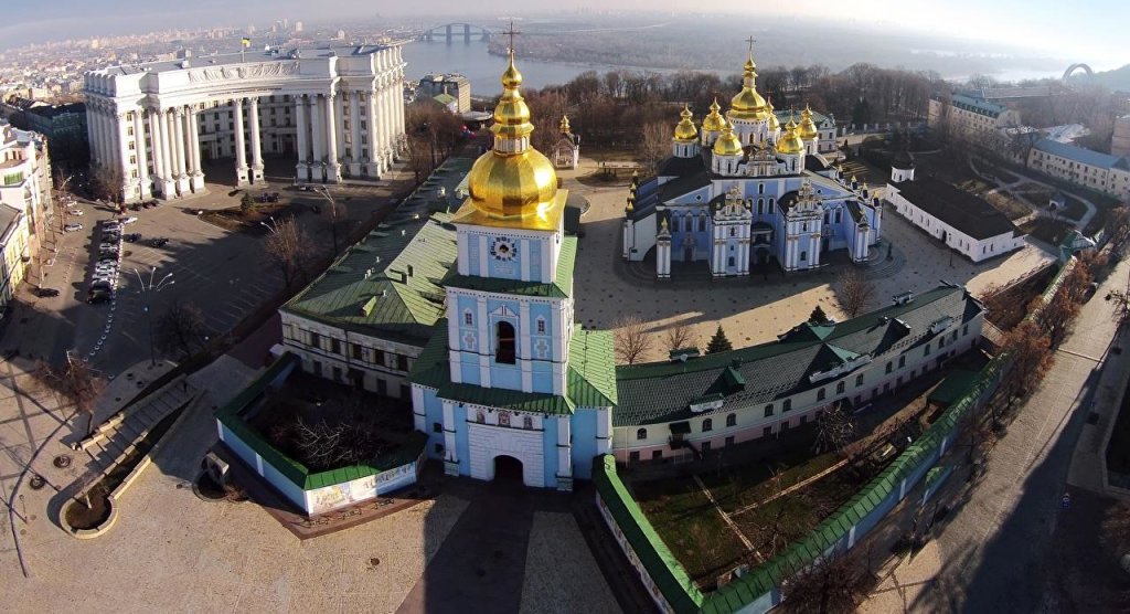 Hostel Leon — 4-Star Luxury Hotel in Kyiv, Ukraine