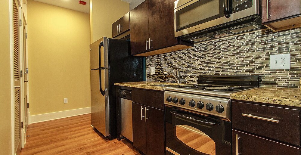 Clarendon Extended Stay Hotel - photo 6
