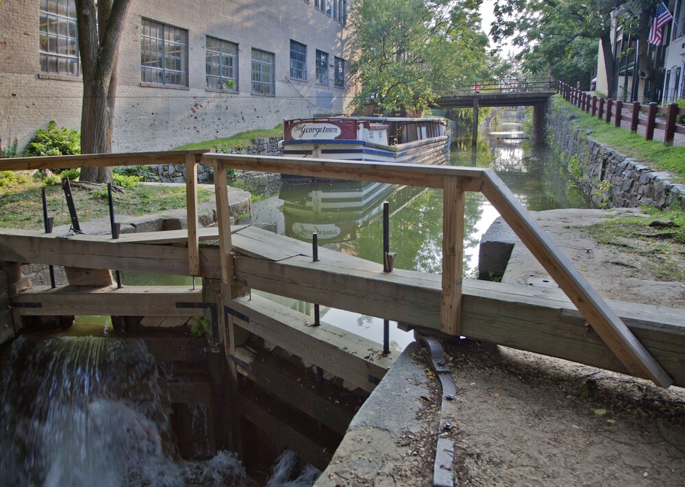Sonder Georgetown C&O - photo 32