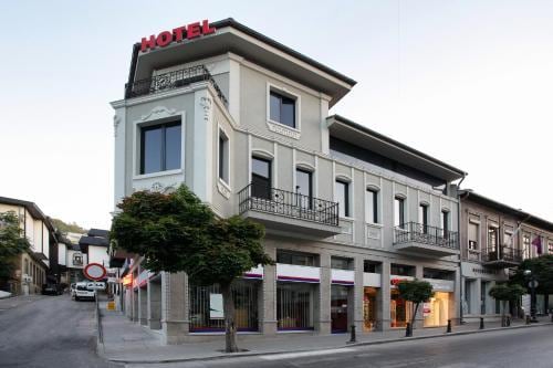 Executive Rooms and Suites Play - carbon neutral hotel in Veliko Turnovo