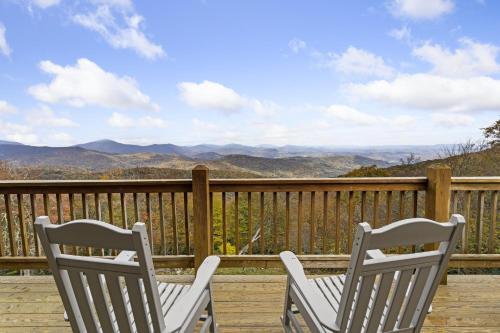 Almost Heaven - carbon neutral hotel in Boone